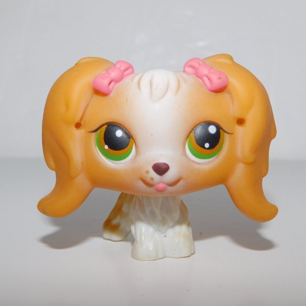 Littlest Pet Shop LPS #79 Maltese Dog Figure Tan White w Green Eyes  Hasbro 2004